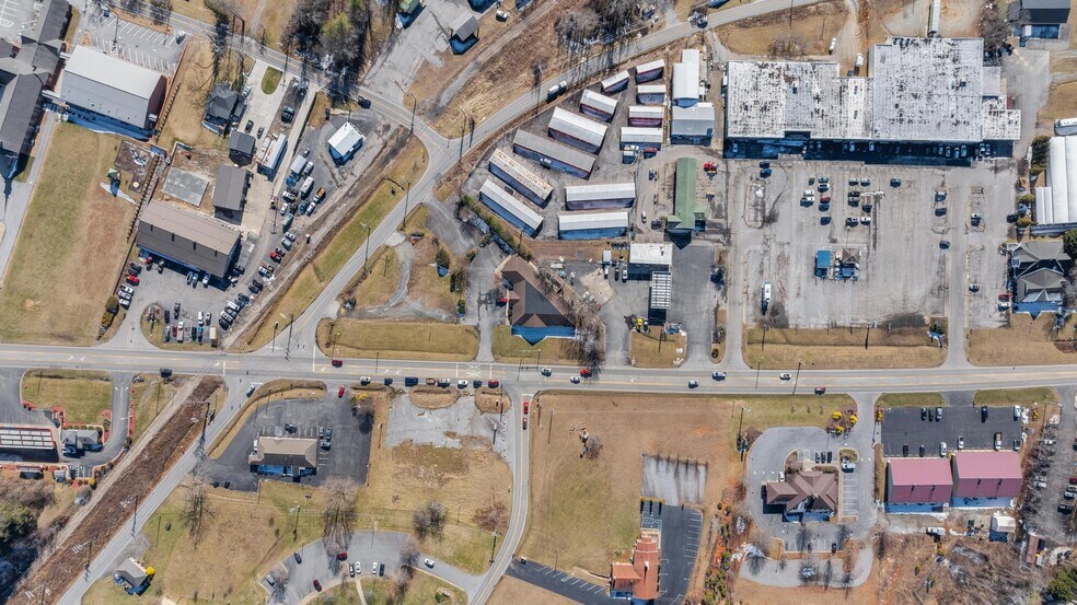 More Photos Of 6540 Brevard Rd, Etowah Office For Sale