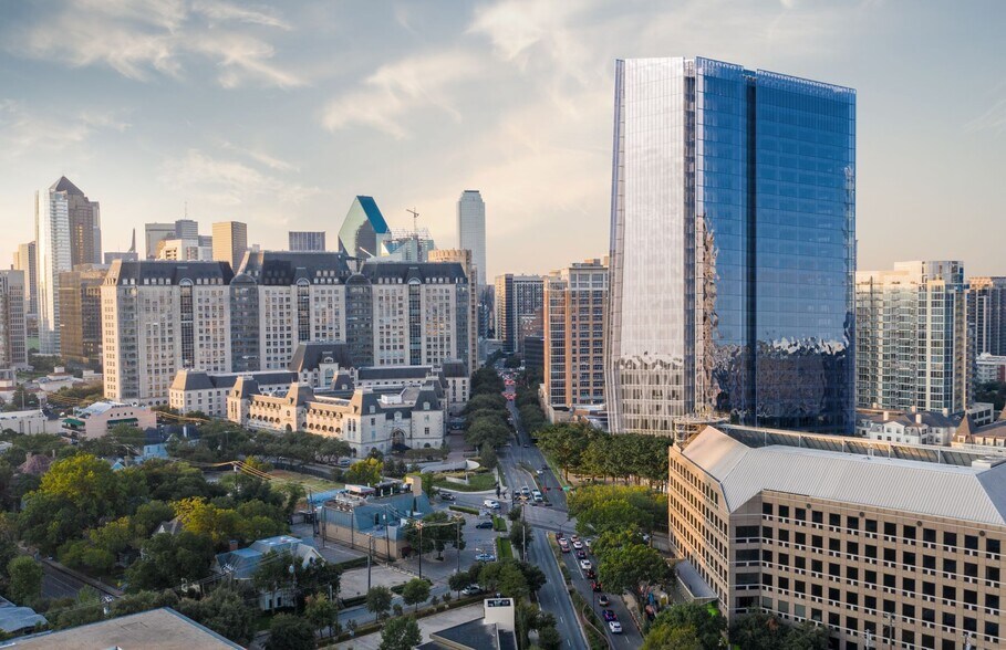 More Photos Of 2323 Cedar Springs Rd, Dallas Office For Lease