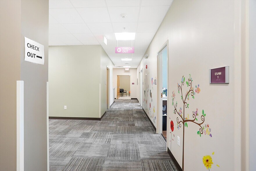 More Photos Of 1000 S US Highway 31, Greenwood Medical For Sale