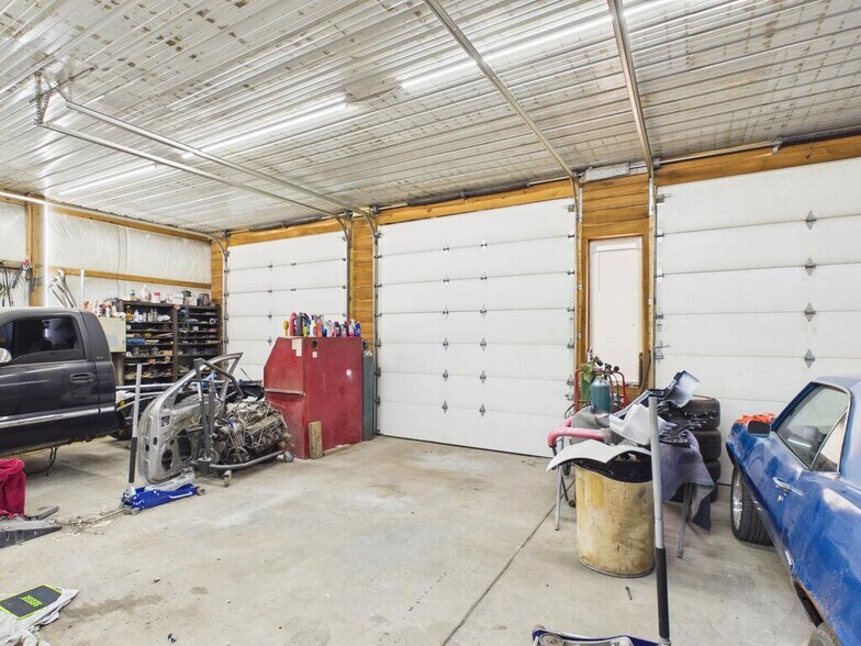 More Photos Of 8031 Ky Route 122, Minnie Warehouse For Sale