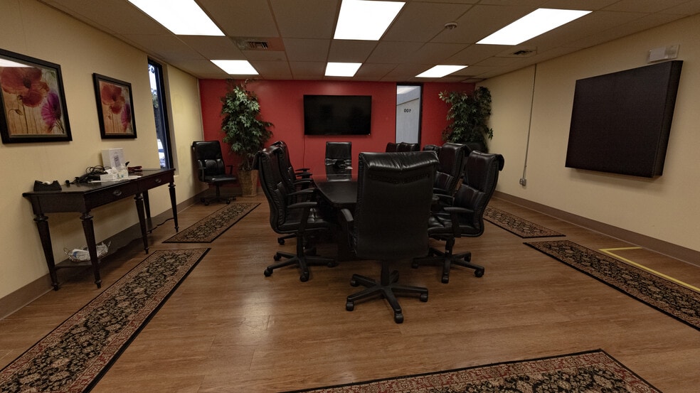 More Photos Of 8190 Pensacola Blvd, Pensacola Specialty For Sale