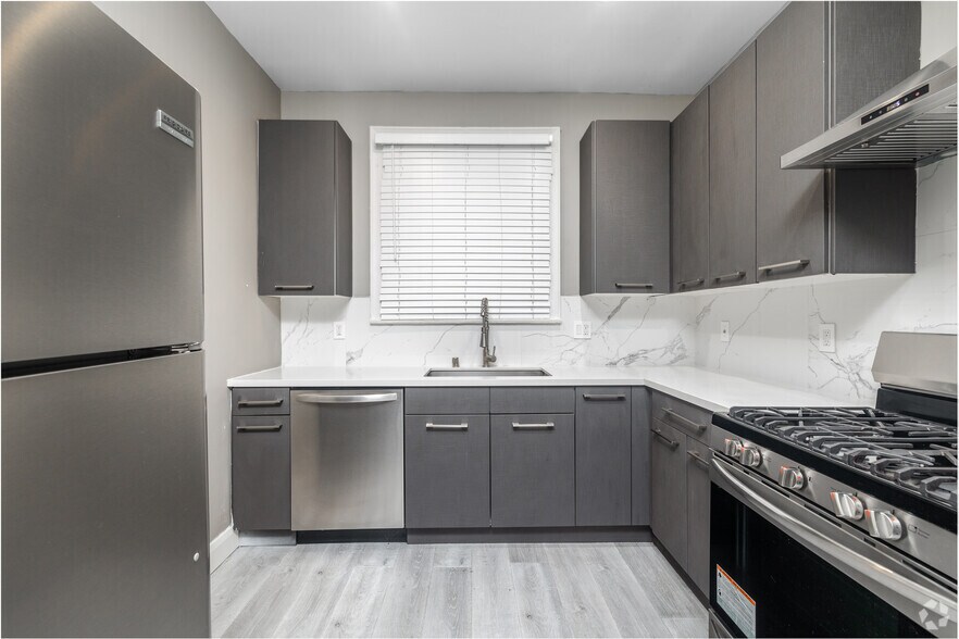 More Photos Of 681 Shatto Pl, Los Angeles Apartments For Sale