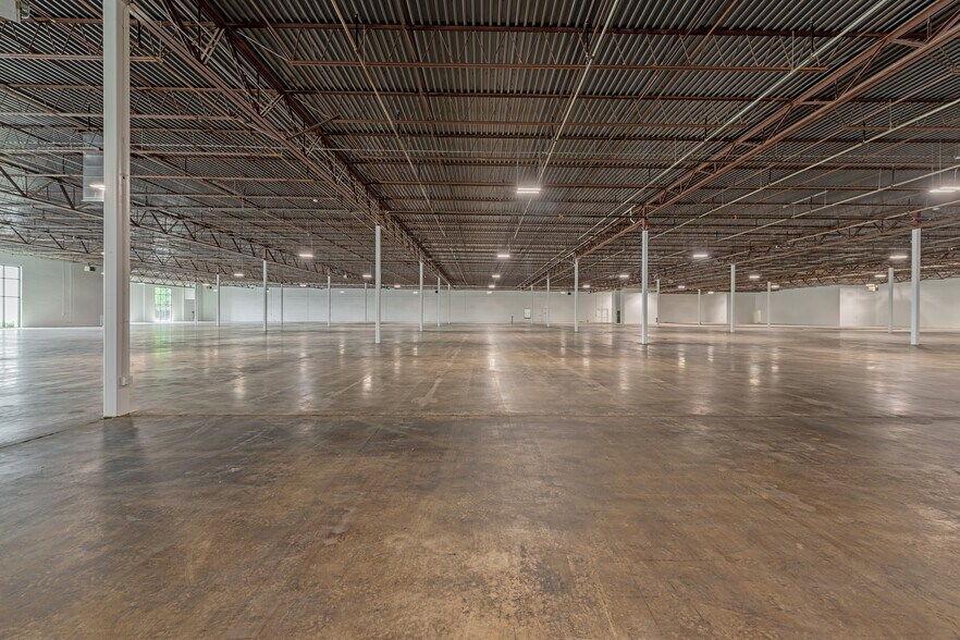 More Photos Of 4300 Fayetteville Rd, Raleigh Research And Development For Sale