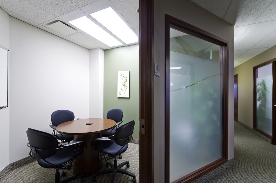 More Photos Of 421 7th Ave SW, Calgary Coworking Space