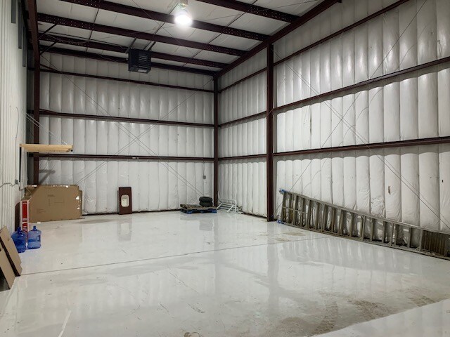 More Photos Of 360 Breaden Ln, Monroe Warehouse For Lease