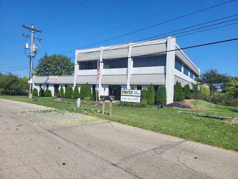 Primary Photo Of 1535 Georgesville Rd, Columbus Office For Lease