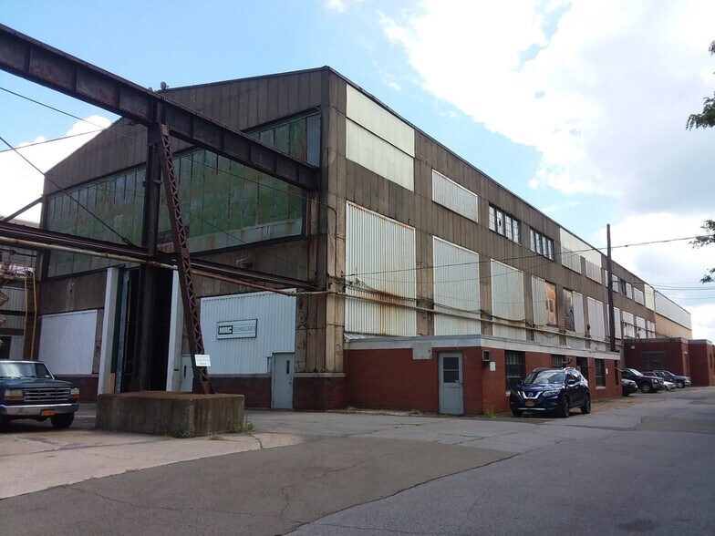 Primary Photo Of 25 Roberts Ave, Buffalo Manufacturing For Lease