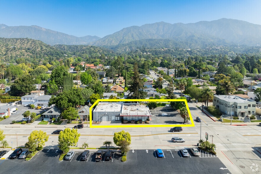 More Photos Of 401-405 W Foothill Blvd, Monrovia Freestanding For Lease