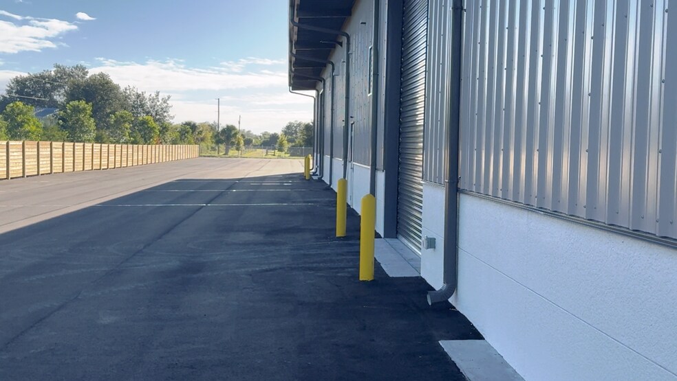 More Photos Of 28080 Merchantile Ave, Punta Gorda Warehouse For Sale