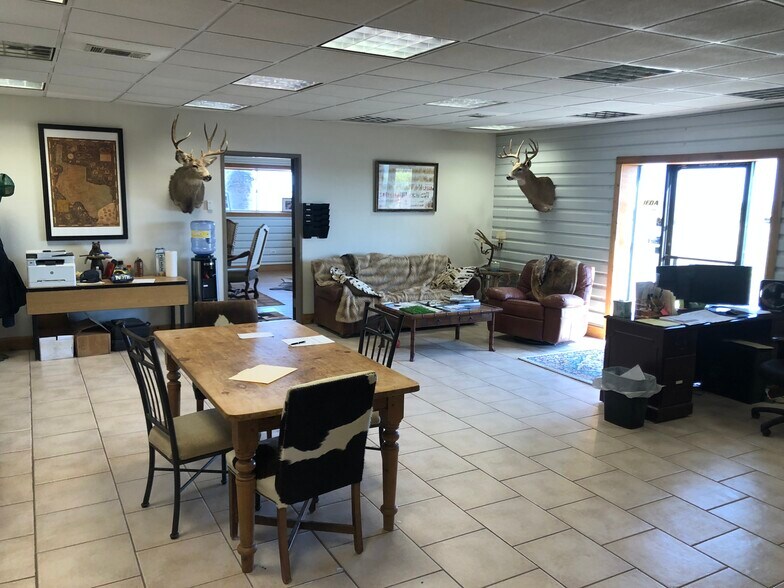 More Photos Of 9605 Fm 812, Austin Warehouse For Lease