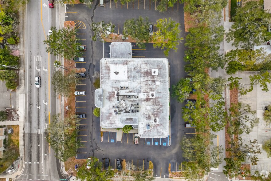 More Photos Of 3400 S Tamiami Trl, Sarasota Office For Lease