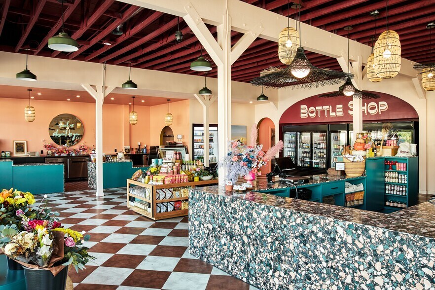 More Photos Of 224-228 N Avenue 50, Los Angeles Storefront For Lease