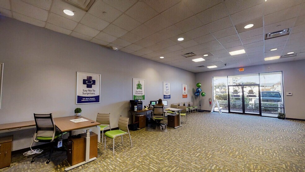 More Photos Of 4434-4438 Hoffner Ave, Orlando Unknown For Lease