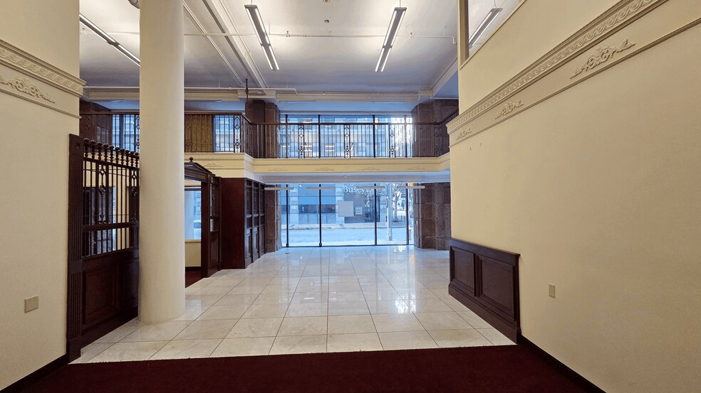 More Photos Of 822 Olive St, Saint Louis Office For Lease