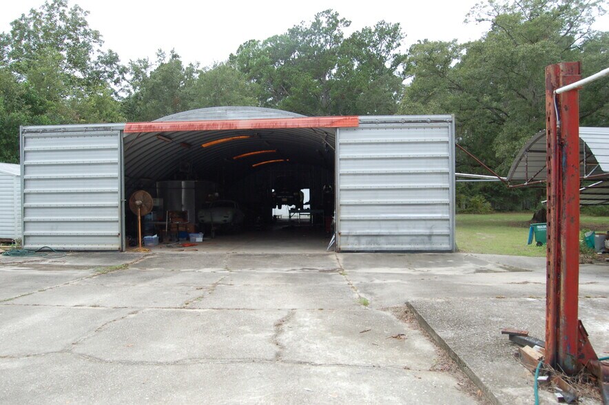 More Photos Of 165 Porsche Ln, Crawfordville Warehouse For Sale