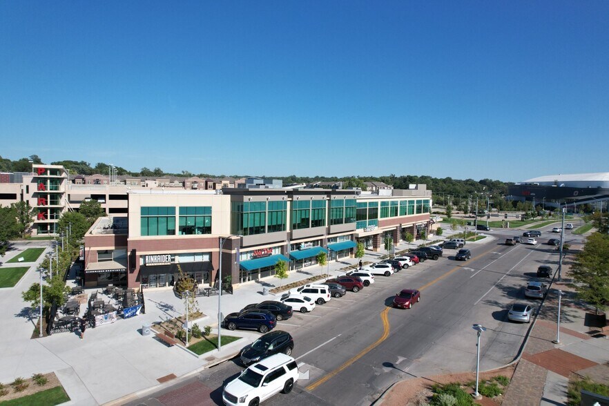 More Photos Of 1917 S 67th St, Omaha Unknown For Lease