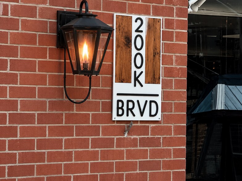 More Photos Of 200 King St, Brevard Storefront Retail Office For Lease
