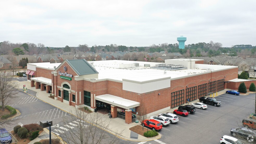 More Photos Of 3430 Ten Ten Rd, Cary Supermarket For Lease