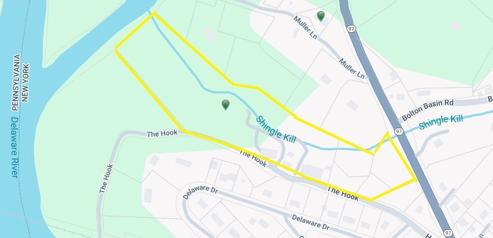 More Photos Of 26 Hook Rd, Sparrow Bush Distribution For Sale