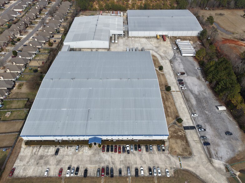 More Photos Of 3249 Moody Pky, Moody Warehouse For Lease