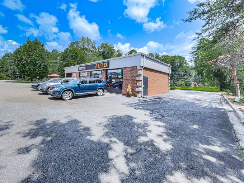 More Photos Of 4435 State Bridge Way, Alpharetta Auto Repair For Sale