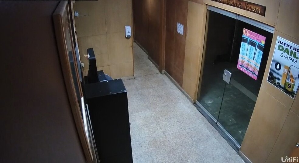 More Photos Of 193 Main St, Biddeford General Retail For Lease