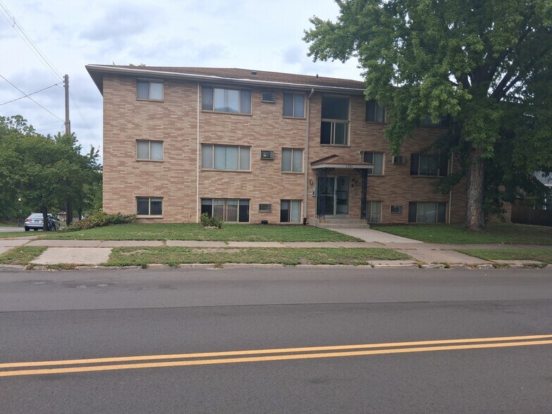 Primary Photo Of 1721 7th St E, Saint Paul Apartments For Sale