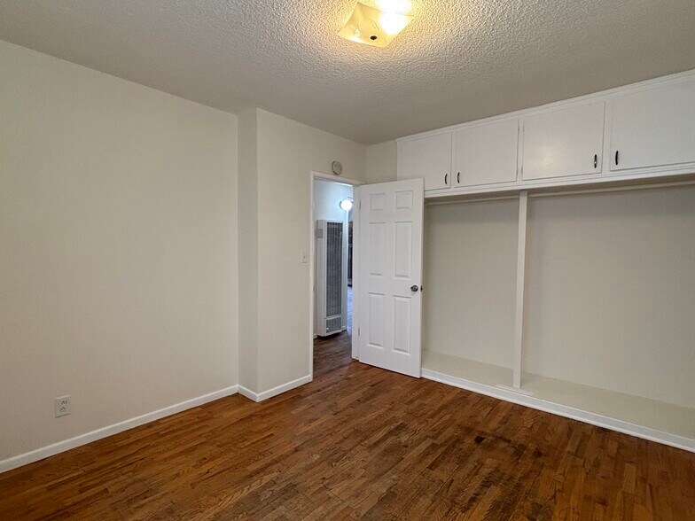More Photos Of 14522 Avis Ave, Lawndale Apartments For Sale