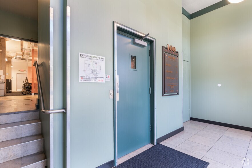 More Photos Of 100 Webster St, Oakland Office For Lease
