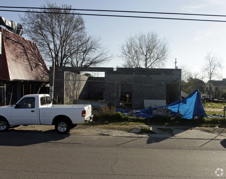 More Photos Of 7915 Downman Rd, New Orleans Coworking Space