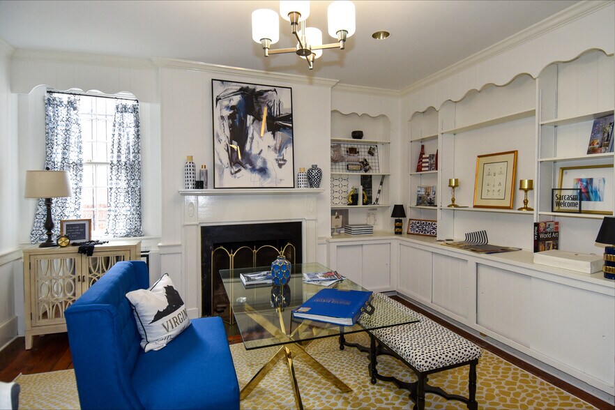 More Photos Of 109-111 S Fairfax St, Alexandria Office For Sale