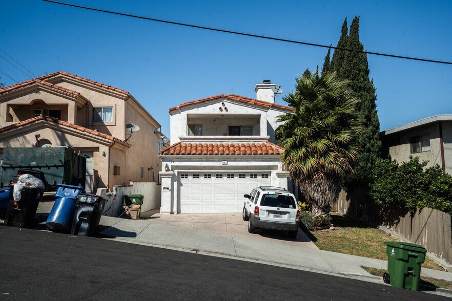 Primary Photo Of 684 W 23rd St, San Pedro Multifamily For Sale