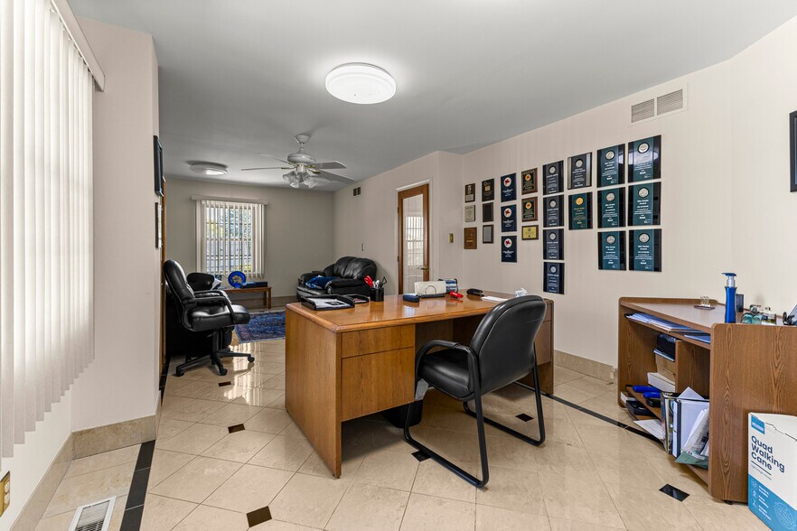 More Photos Of 30401 Utica Rd, Roseville Office For Sale