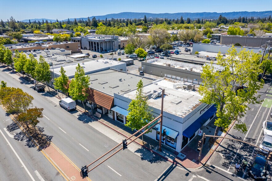 More Photos Of 1177-1185 El Camino Real, Menlo Park Storefront For Lease