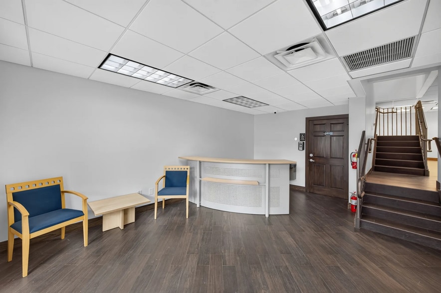 More Photos Of 3030-3050 NW 82nd Ave, Miami Showroom For Sale
