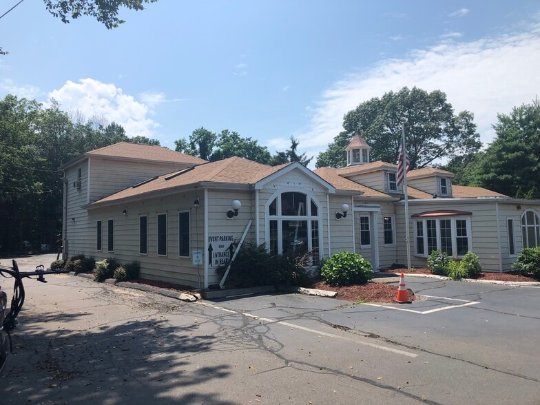 More Photos Of 2548 Boston Post Rd, Guilford Restaurant For Sale