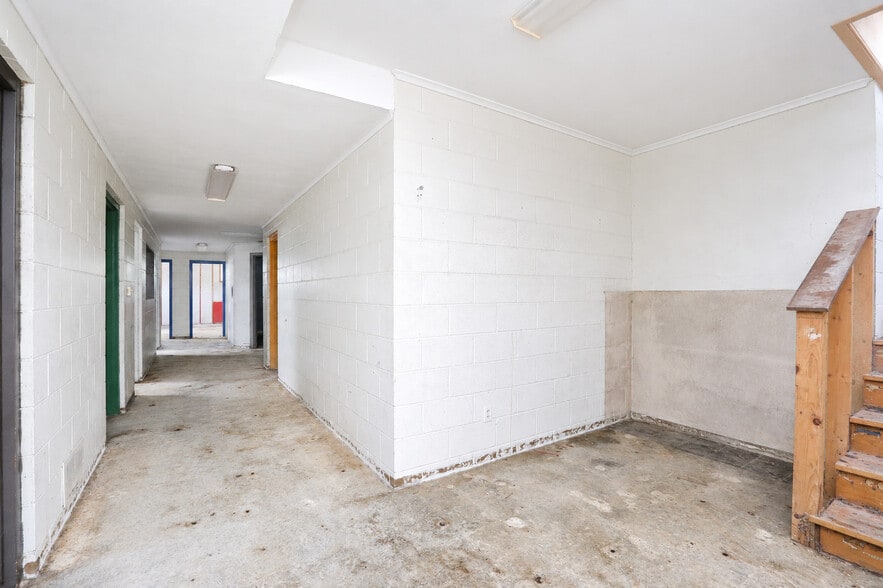 More Photos Of 302 S 2nd St, Polk City Lodge Meeting Hall For Sale