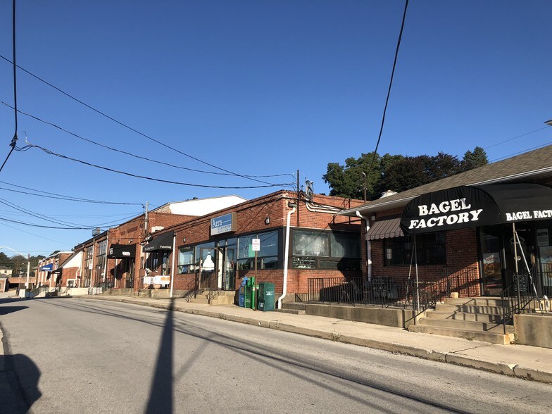 More Photos Of 511 Old Lancaster Ave, Berwyn Unknown For Sale