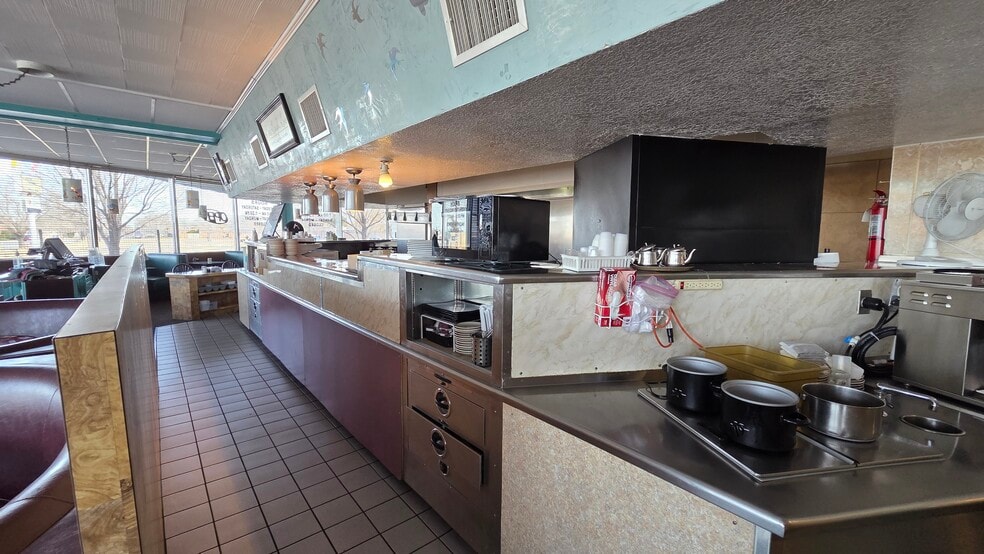 More Photos Of 4500 Central Ave SE, Albuquerque Restaurant For Sale