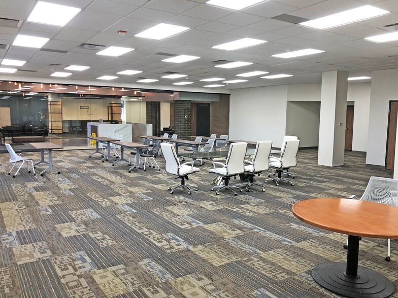 More Photos Of 21700 Northwestern Hwy, Southfield Loft Creative Space For Lease