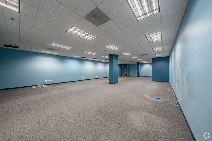 More Photos Of 8741 S Greenwood Ave, Chicago Unknown For Lease