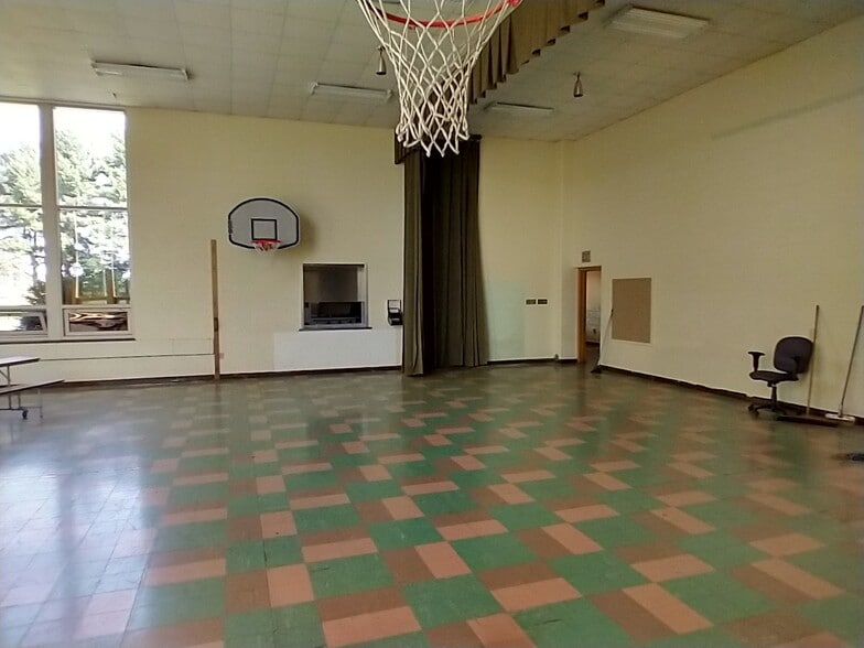 More Photos Of 662 Airport Rd, Punxsutawney Self Storage For Sale