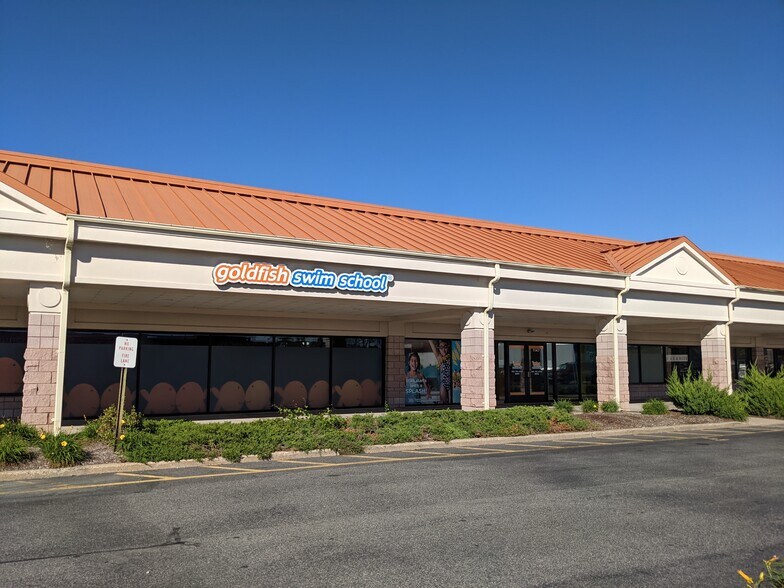 More Photos Of 1125-1205 Tolland Tpke, Manchester Unknown For Lease