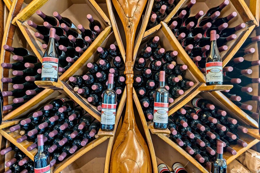 More Photos Of 115 Cow Hill Rd, Clinton Winery Vineyard For Sale