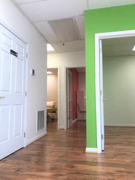 More Photos Of 10260-10268 Baltimore National Pike, Ellicott City Office For Lease