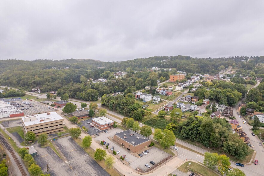 More Photos Of 15 Eastgate, Monessen Office For Sale
