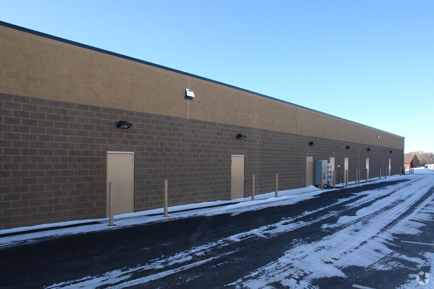 More Photos Of 4080 Tower St, Saint Bonifacius Storefront Retail Office For Lease