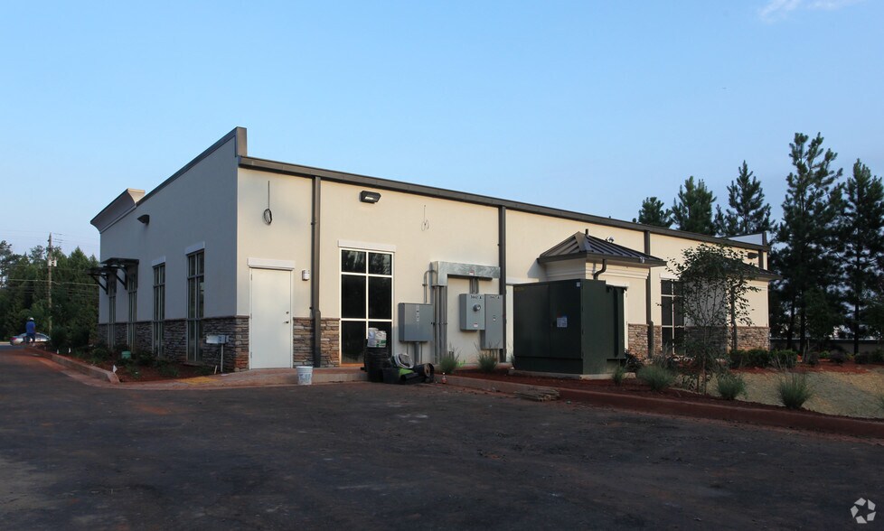 More Photos Of 3662 Flakes Mill Rd, Decatur Office For Lease