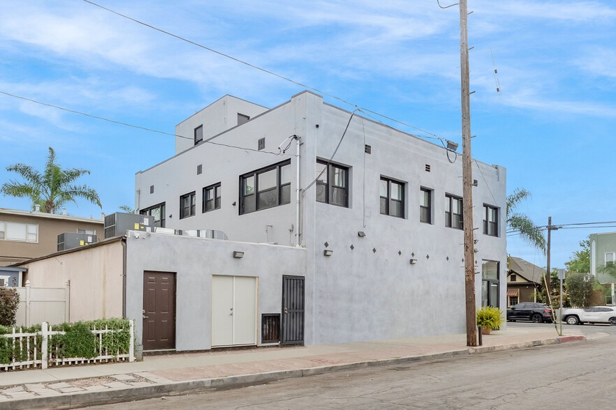 More Photos Of 1427 E 4th St, Long Beach Apartments For Sale