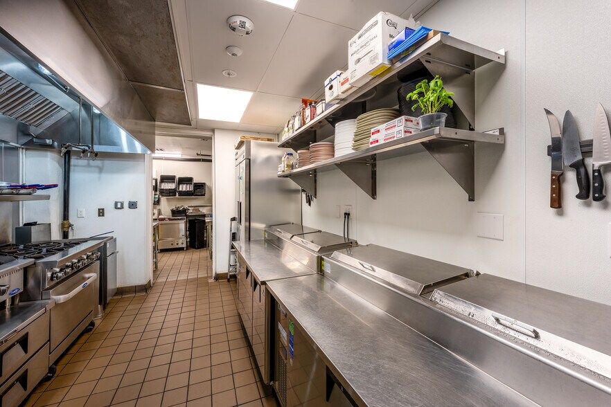 More Photos Of 534-536 5th Ave, San Diego Apartments For Lease